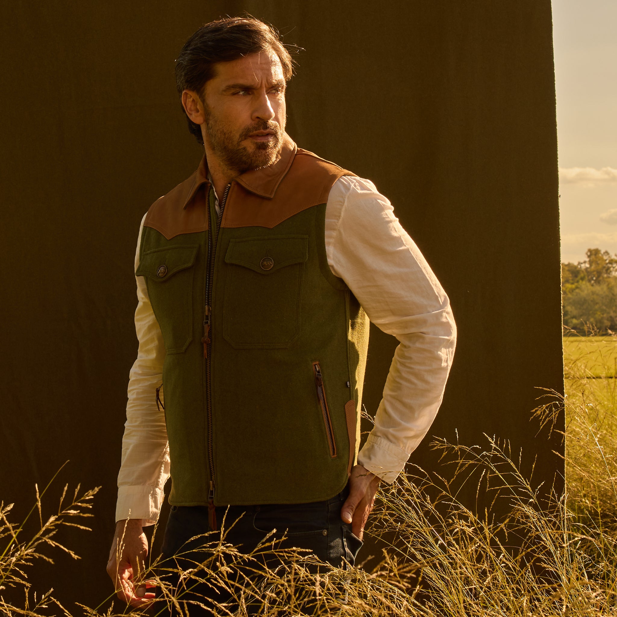 GAUCHO VEST - Green and Leather