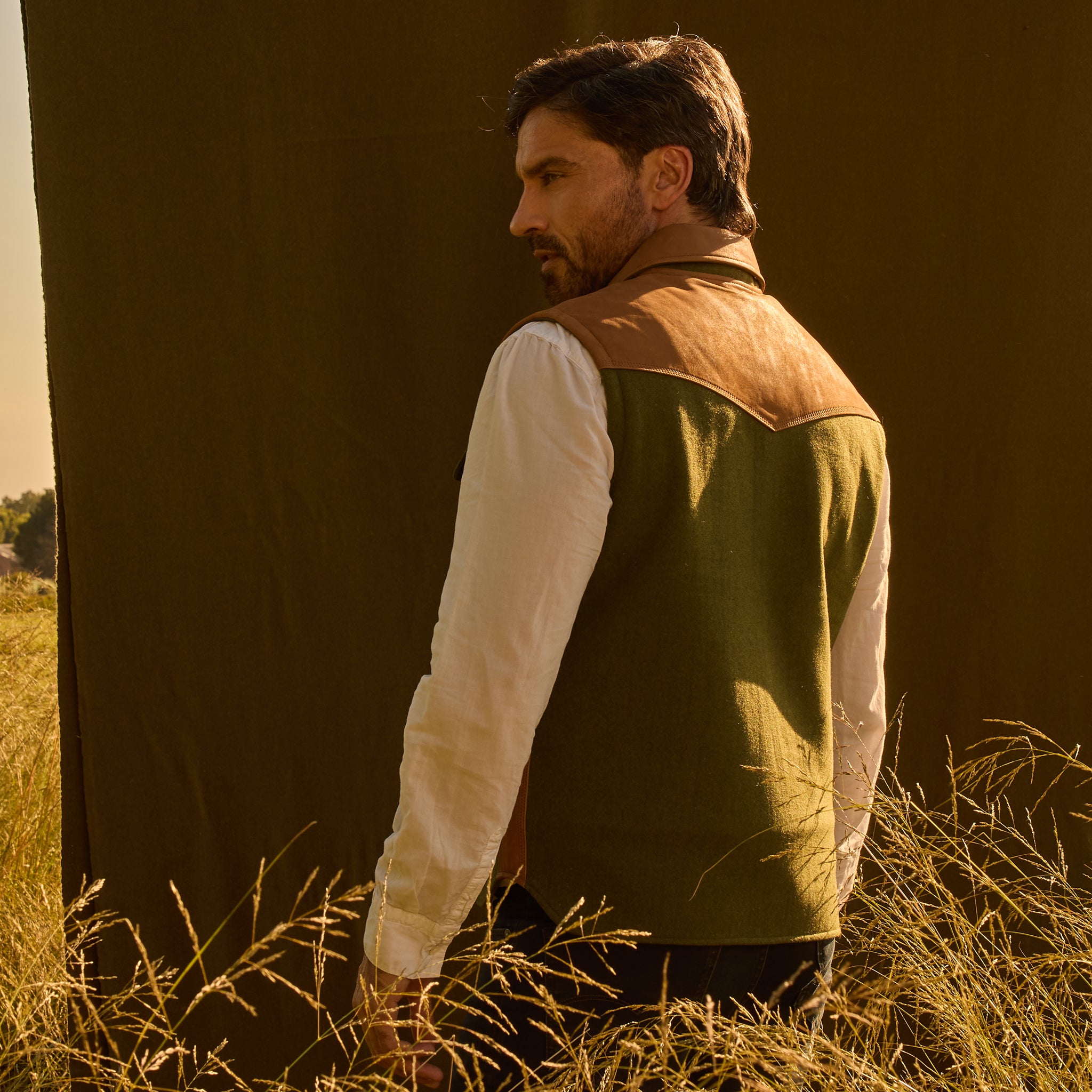 GAUCHO VEST - Green and Leather