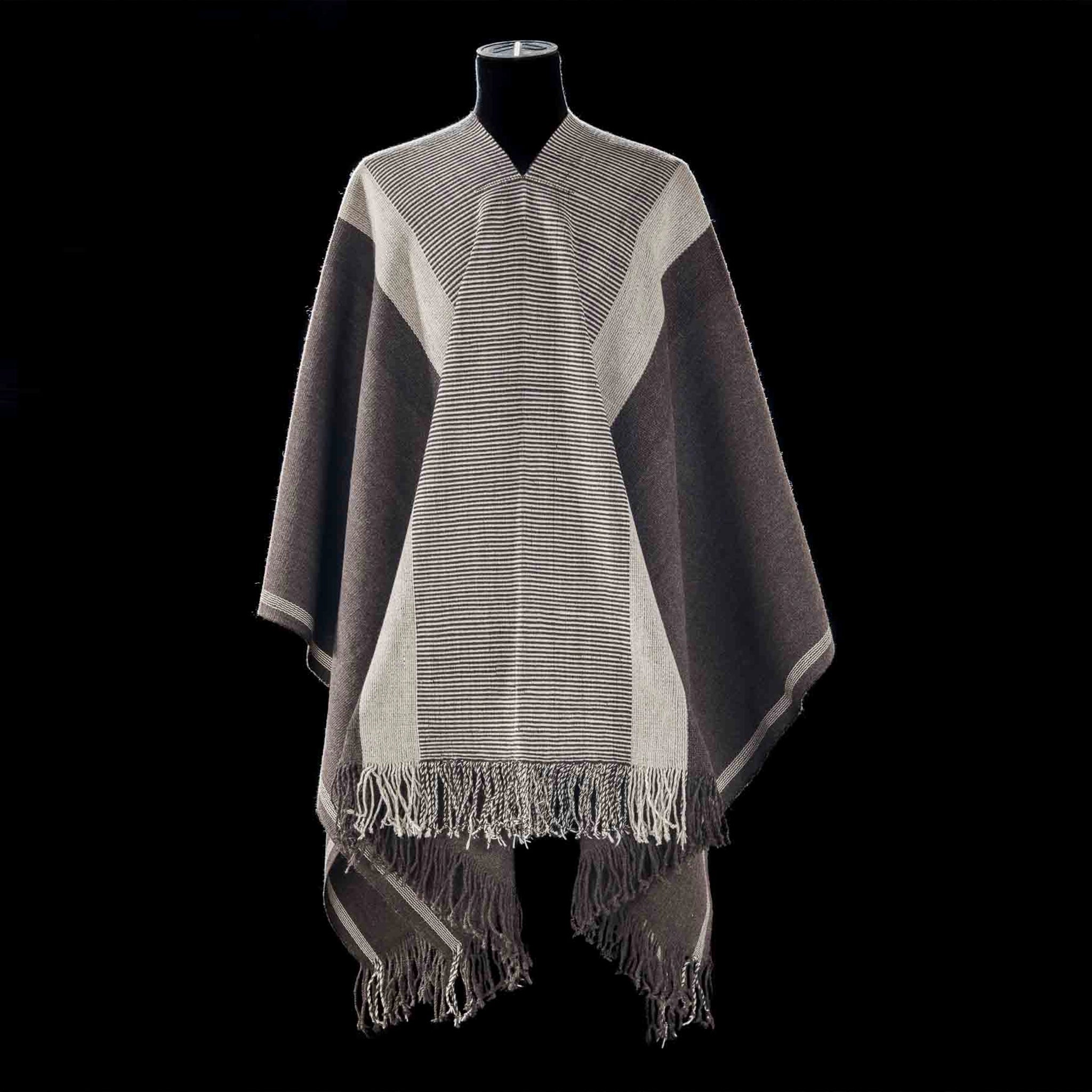 Poncho "Cacique"