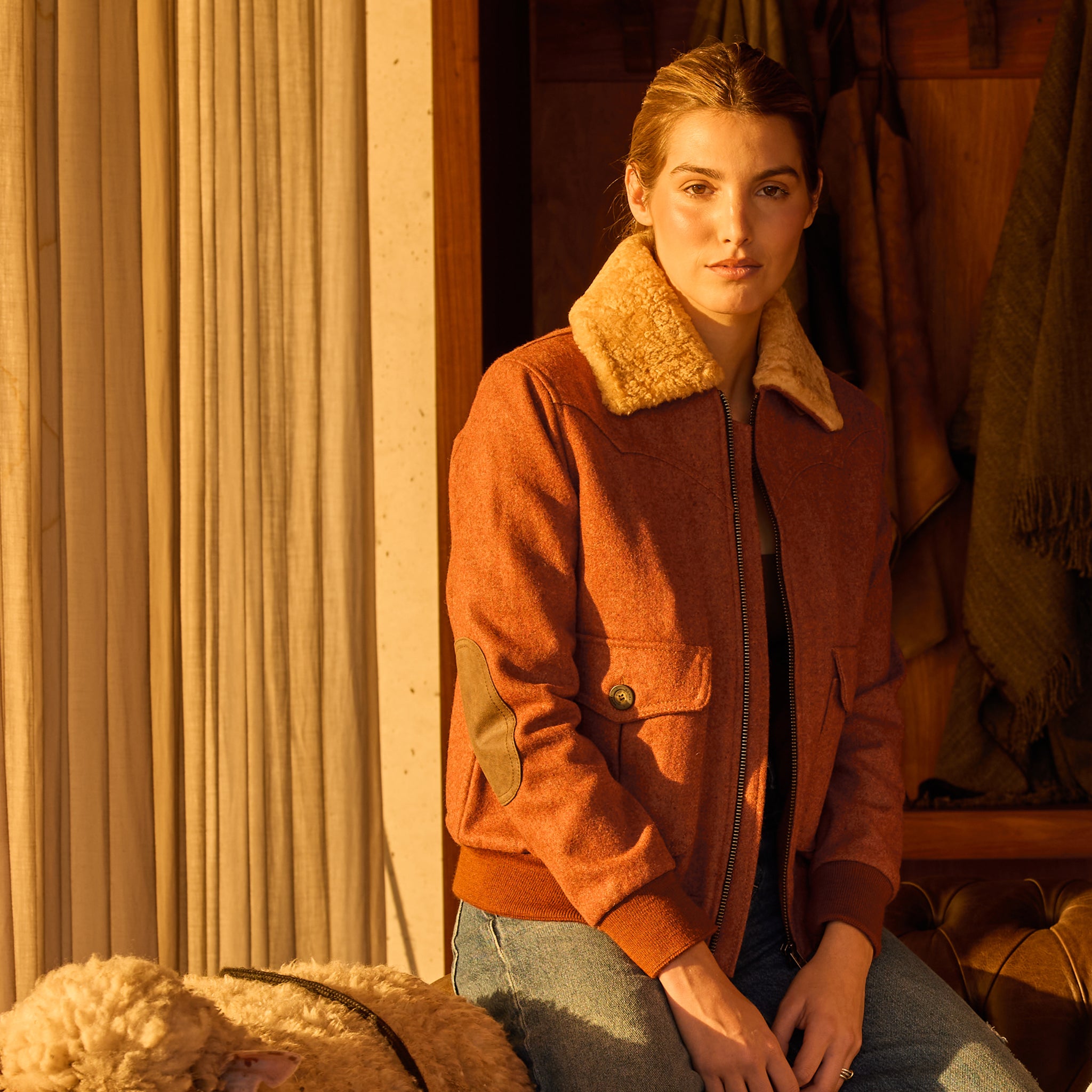 BOMBER LAMB COLLAR JACKET - Lenga